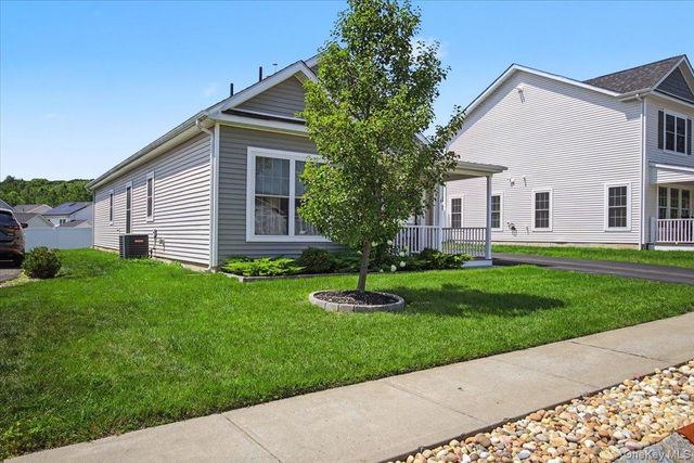 4 Alex Court, Highland, NY 12528