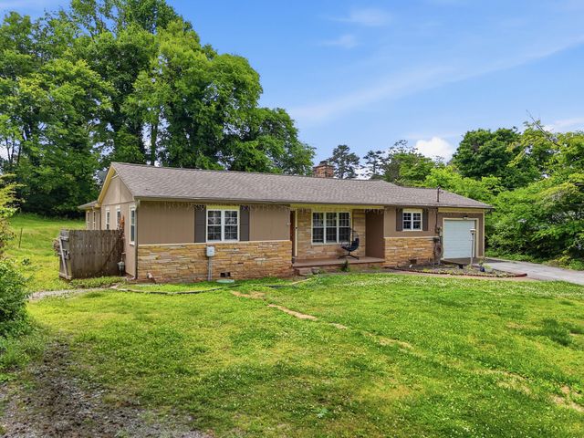 807 Tennessee Avenue, Athens, TN 37303
