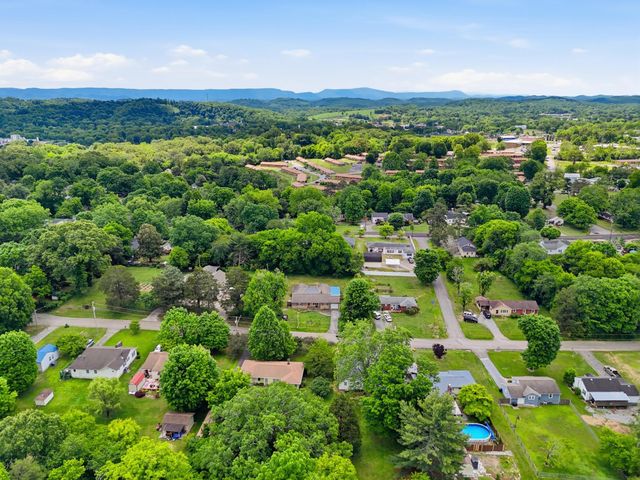 807 Tennessee Avenue, Athens, TN 37303