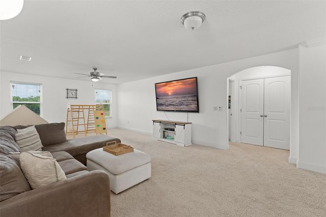 635 NEPTUNE DRIVE, Groveland, FL 34736