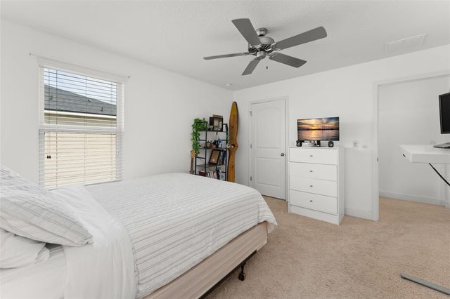 635 NEPTUNE DRIVE, Groveland, FL 34736