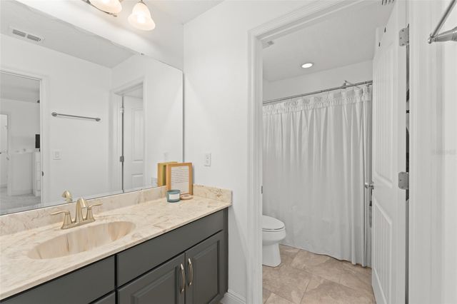 635 NEPTUNE DRIVE, Groveland, FL 34736