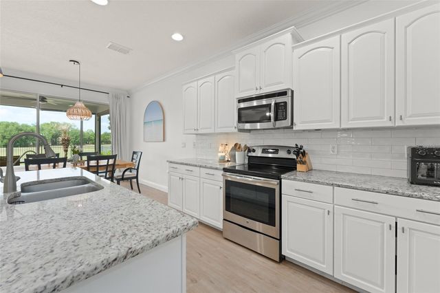 635 NEPTUNE DRIVE, Groveland, FL 34736