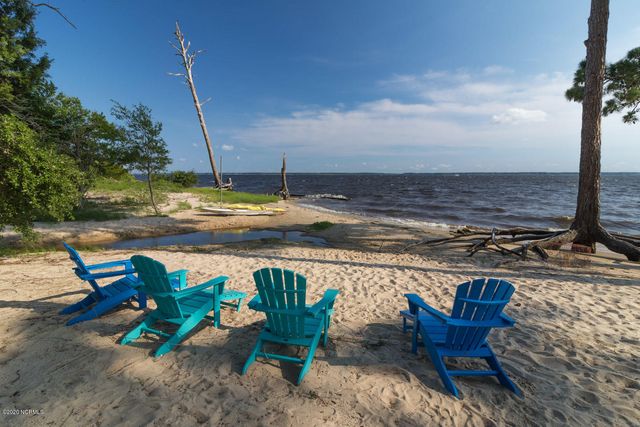 830 Mill Creek Drive, Minnesott Beach, NC 28510