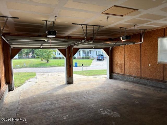 300 Westfield Drive, Dunn, NC 28334