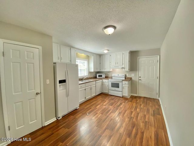 300 Westfield Drive, Dunn, NC 28334