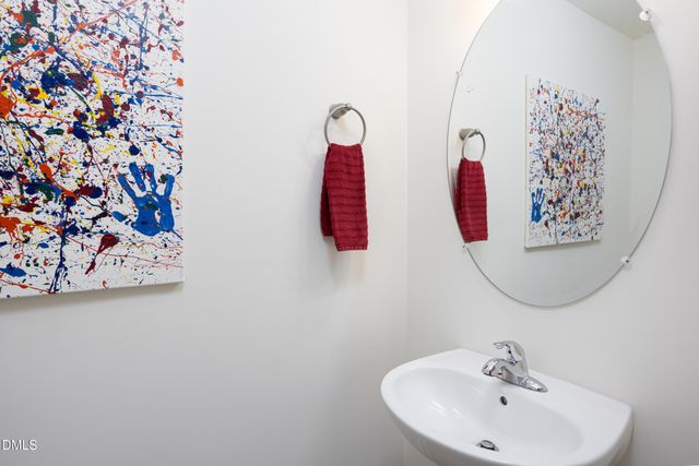 54 Wildflower Circle, Clayton, NC 27520