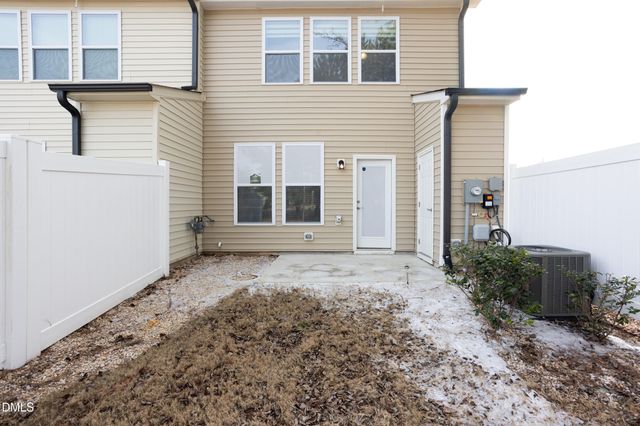 54 Wildflower Circle, Clayton, NC 27520