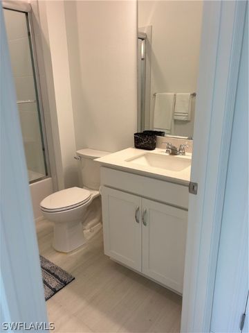 3776 Passion Vine DR, Alva, FL 33920