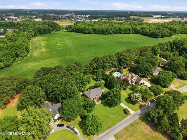 4105 Sterling Trace Drive, Winterville, NC 28590