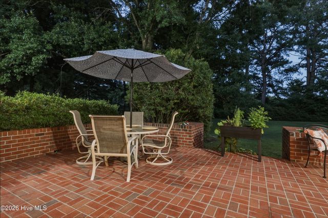 4105 Sterling Trace Drive, Winterville, NC 28590