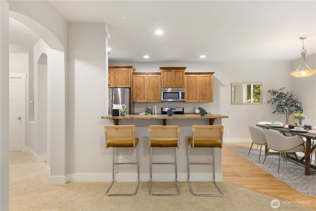 1316 216th Street SW, Lynnwood, WA 98036