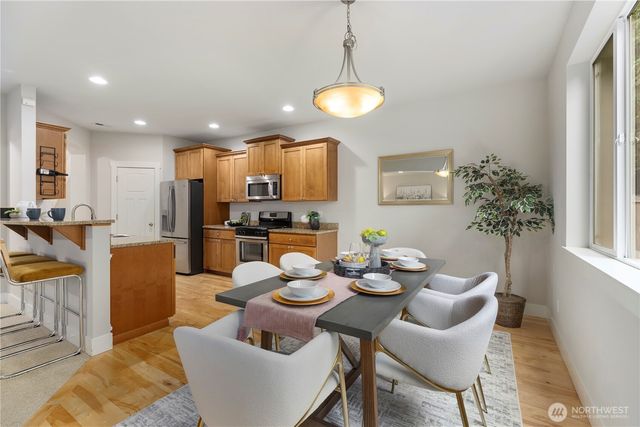 1316 216th Street SW, Lynnwood, WA 98036