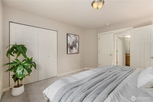 1316 216th Street SW, Lynnwood, WA 98036