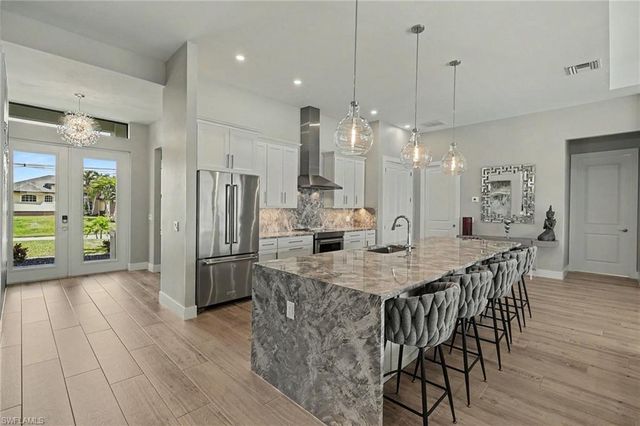 1250 NW 38th PL, Cape Coral, FL 33993