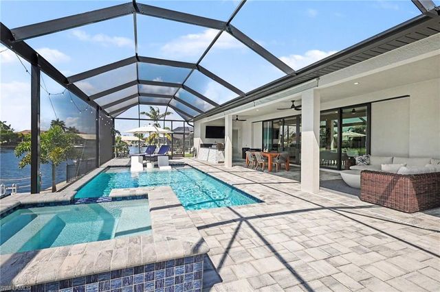 1250 NW 38th PL, Cape Coral, FL 33993