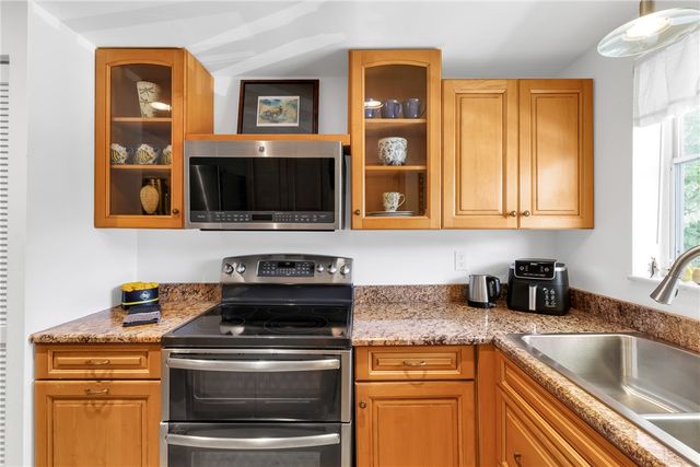1100 Ponce De Leon Circle E201, Vero Beach, FL 32960