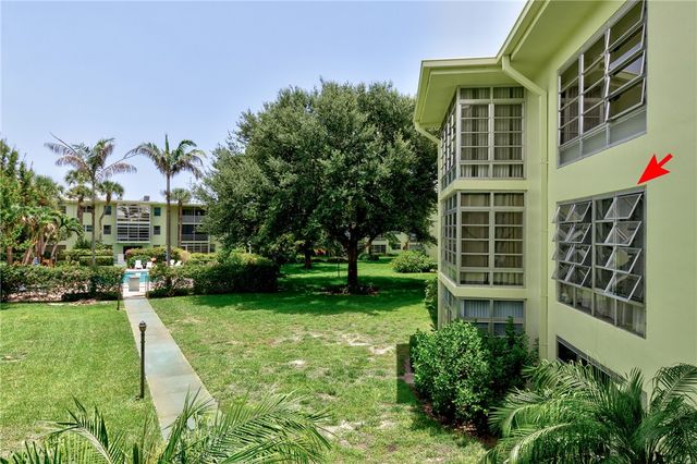 1100 Ponce De Leon Circle E201, Vero Beach, FL 32960