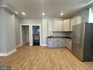 1713 S 22ND ST #1F, Philadelphia, PA 19145