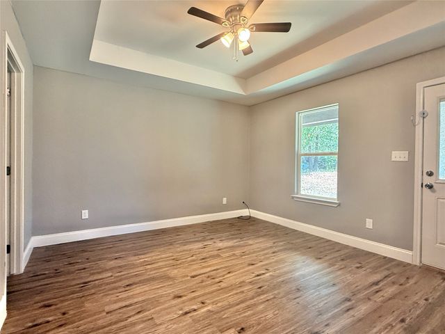 348 N Cherokee Shores Drive, Mabank, TX 75156