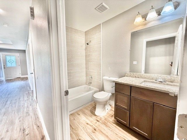 348 N Cherokee Shores Drive, Mabank, TX 75156