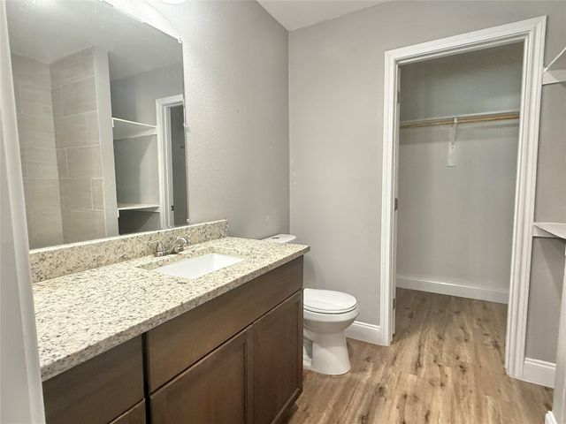 348 N Cherokee Shores Drive, Mabank, TX 75156