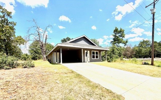 348 N Cherokee Shores Drive, Mabank, TX 75156