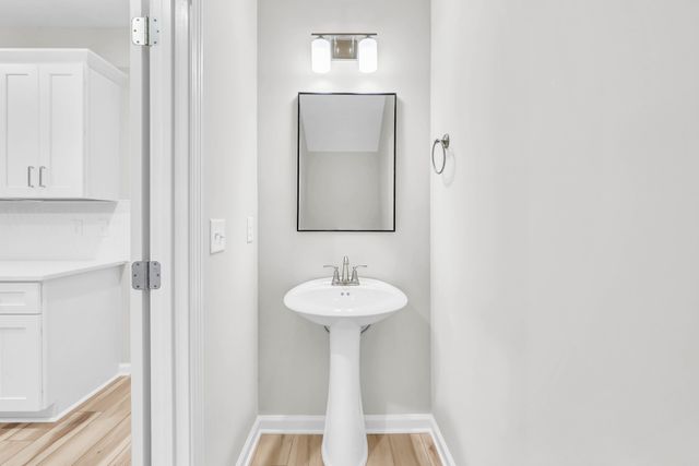 2435 Pea Ridge Rd, Clarksville, TN 37040