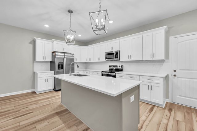 2435 Pea Ridge Rd, Clarksville, TN 37040