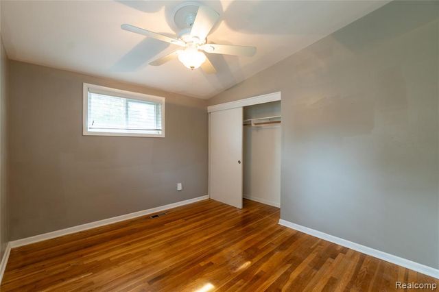 21512 Briarcliff Street, Saint Clair Shores, MI 48082
