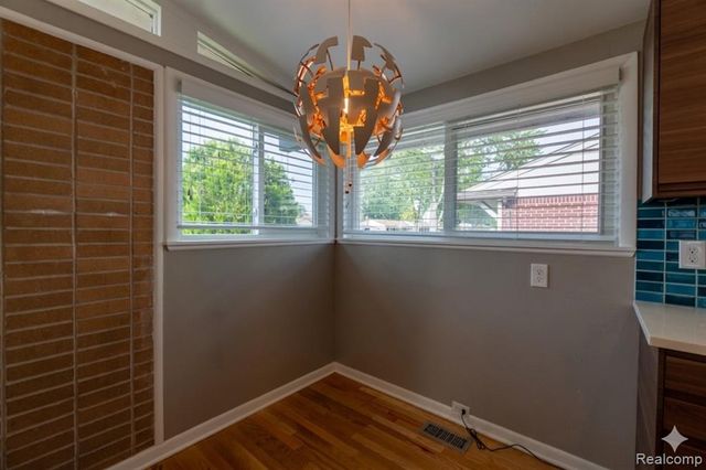 21512 Briarcliff Street, Saint Clair Shores, MI 48082