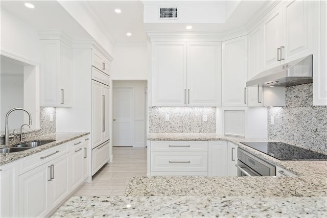 1520 Oak Harbor Boulevard 301, Vero Beach, FL 32967