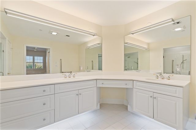 1520 Oak Harbor Boulevard 301, Vero Beach, FL 32967