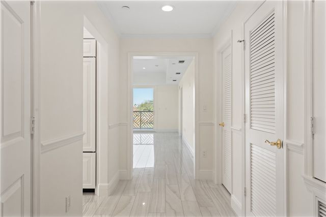 1520 Oak Harbor Boulevard 301, Vero Beach, FL 32967