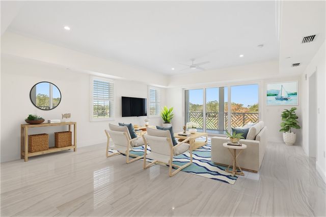 1520 Oak Harbor Boulevard 301, Vero Beach, FL 32967