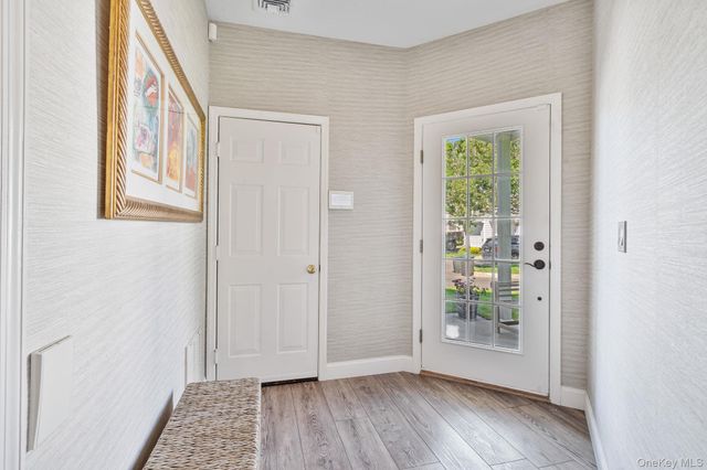 213 Windward Court N, Port Jefferson, NY 11777