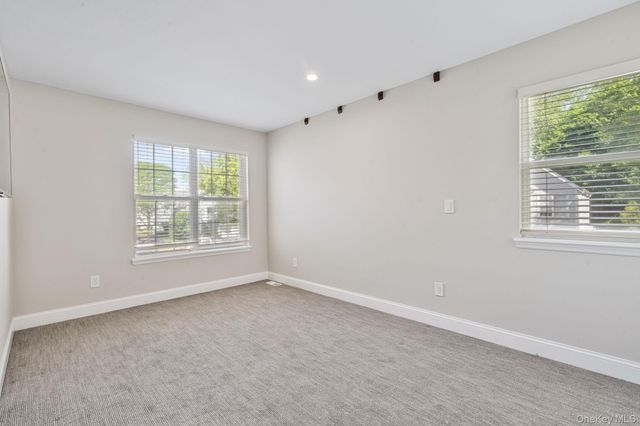 213 Windward Court N, Port Jefferson, NY 11777