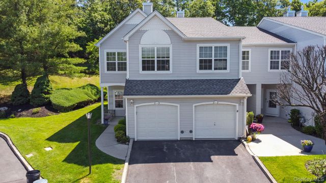 213 Windward Court N, Port Jefferson, NY 11777