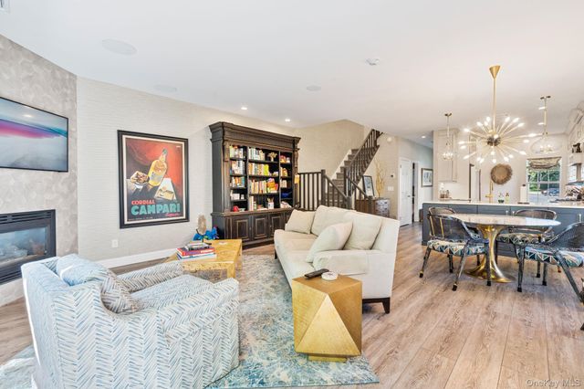 213 Windward Court N, Port Jefferson, NY 11777