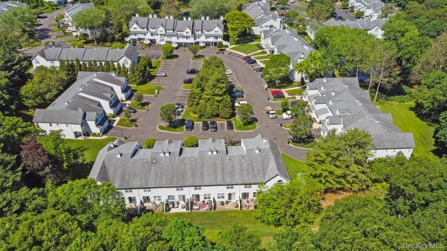 213 Windward Court N, Port Jefferson, NY 11777