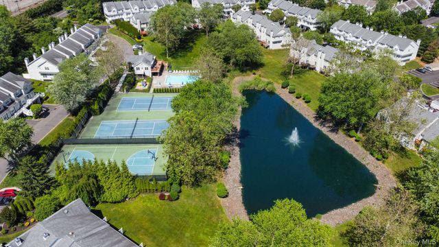 213 Windward Court N, Port Jefferson, NY 11777