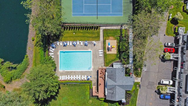 213 Windward Court N, Port Jefferson, NY 11777