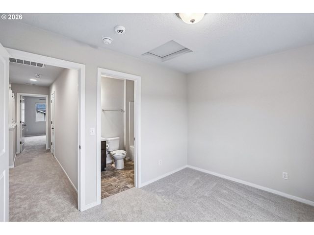 7803 Nw SPIREA St, Portland, OR 97229