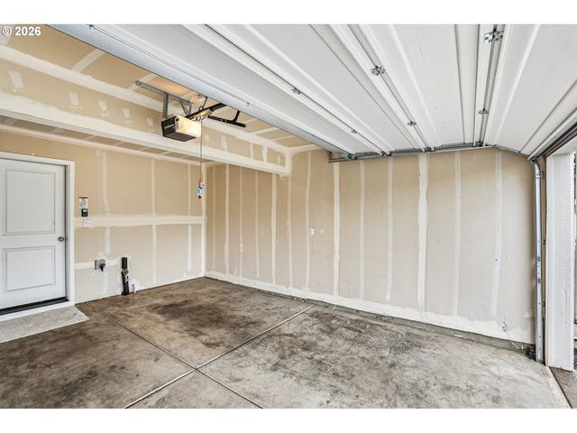 7803 Nw SPIREA St, Portland, OR 97229