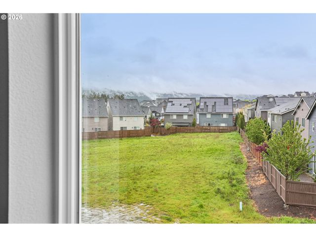 7803 Nw SPIREA St, Portland, OR 97229