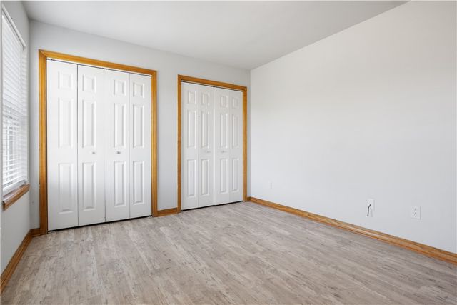 19206 E Black Oak Road, Fayetteville, AR 72701