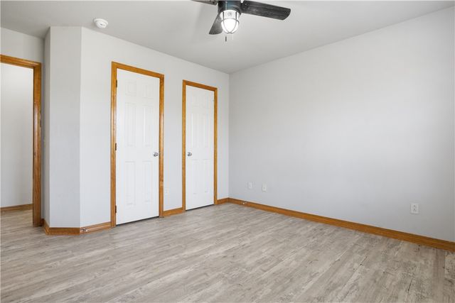 19206 E Black Oak Road, Fayetteville, AR 72701