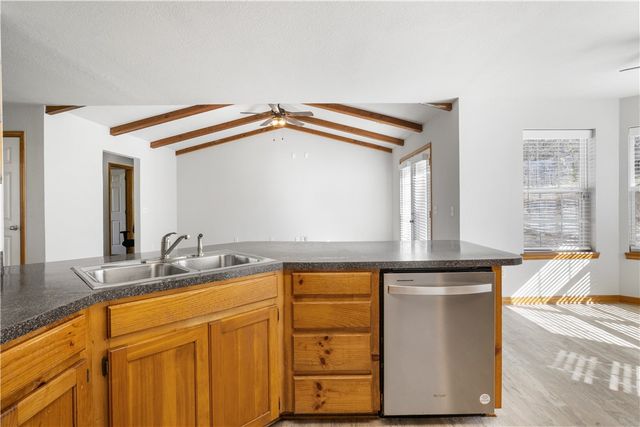 19206 E Black Oak Road, Fayetteville, AR 72701