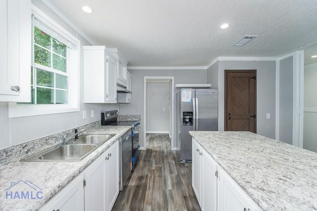 2936 Madray Springs Road, Jesup, GA 31545