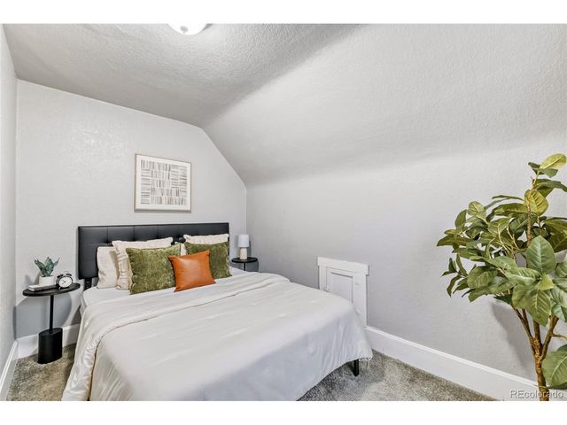 1521 Utica St, Denver, CO 80204